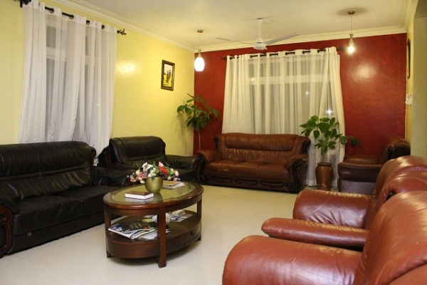 n220FCD7A4-4A6D-5525-C39A-01838C155619.jpg